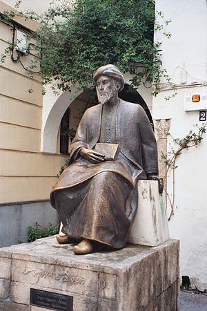 Statue du philosophe et médecin Maïmonide (1138-1204) à Cordoue